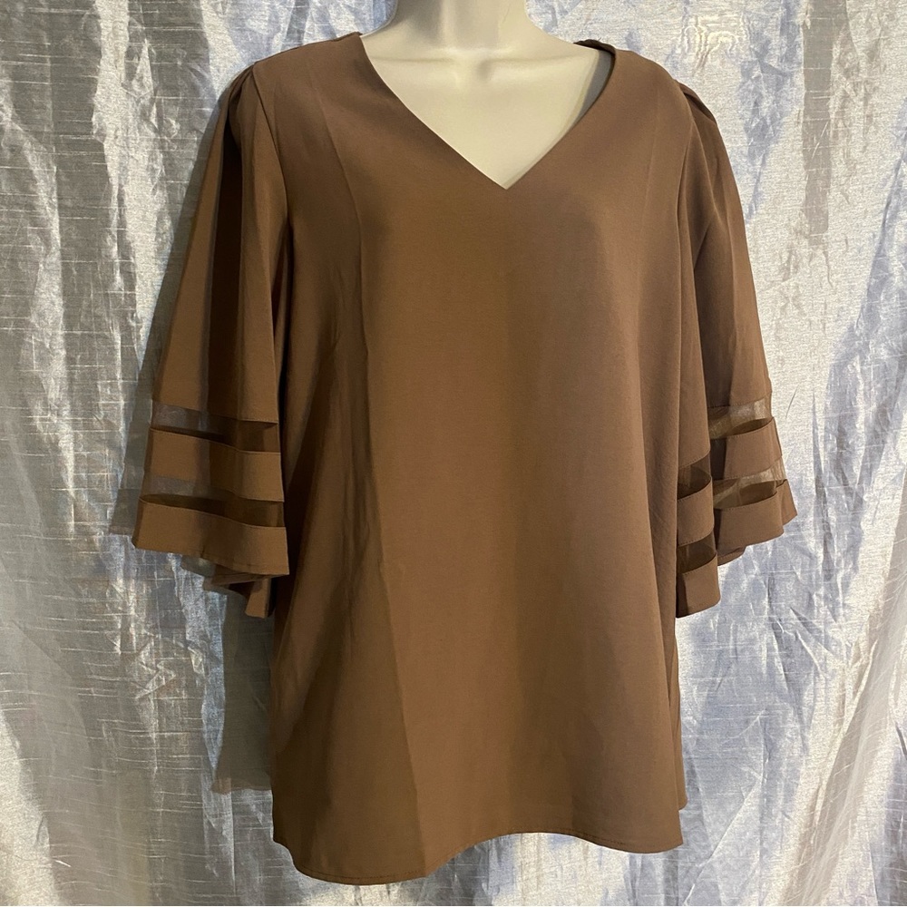 Mocha v neck top, with sheer insets on sleeves, pullover, SZ M GUC 3/4 sleeves